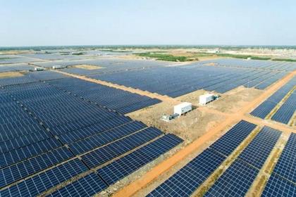 INDIA'S RENEWABLE INVESTMENT UP
