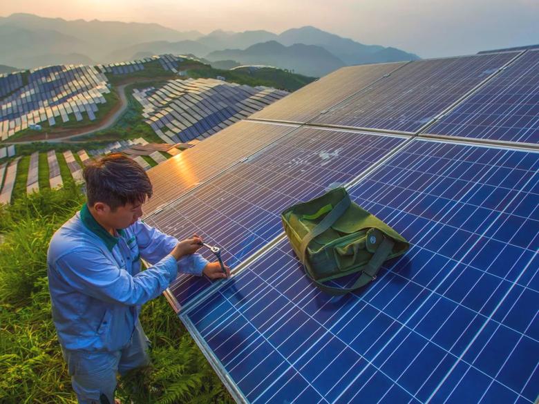 CHINA SOLAR POWER UP BY 29%