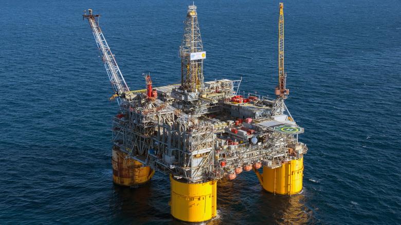 WORLDWIDE RIG COUNT DOWN 56 TO 1,834