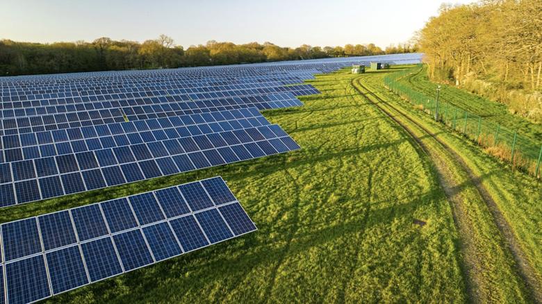 BRITAIN RENEWABLES 6.2 GW