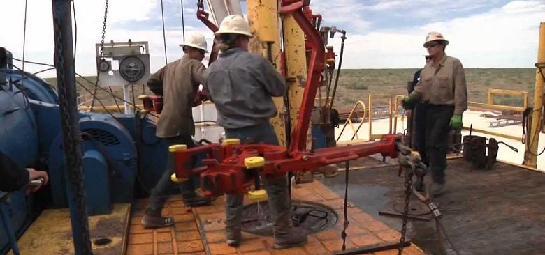 U.S. RIGS DOWN 10 TO 1,006