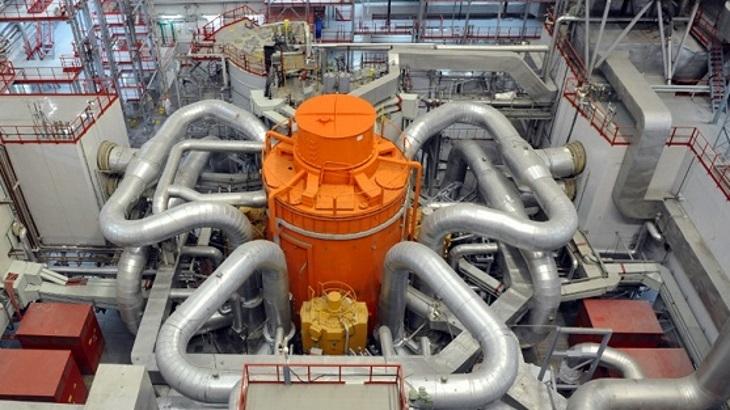 RUSSIA'S CLOSED NUCLEAR FUEL CYCLE