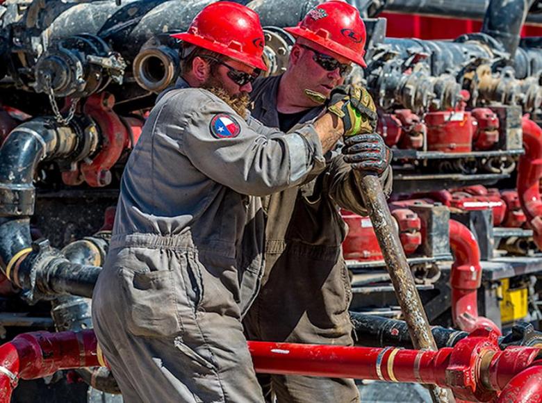 U.S. RIGS DOWN 3 TO 244