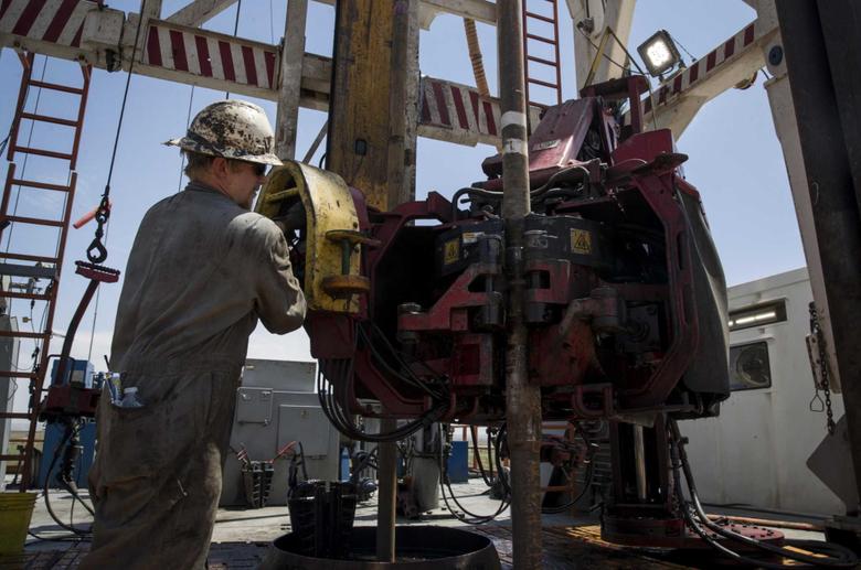 U.S. RIGS UP 2 TO 256