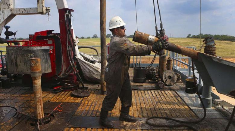 U.S. RIGS  UP 9 TO 521