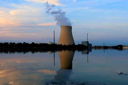 GLOBAL LOW CARBON NUCLEAR POWER