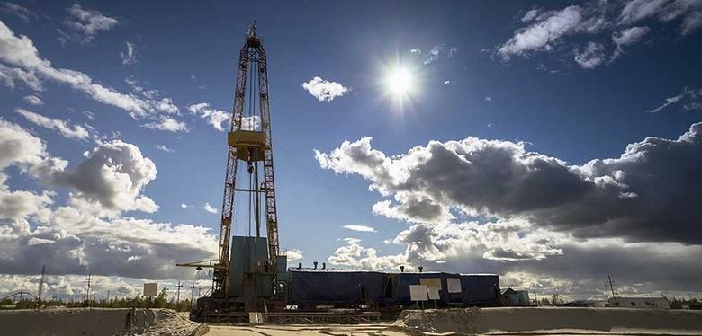 U.S. RIGS UP 4 TO 1,067