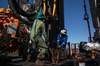 U.S. RIGS  UP 0 TO 569