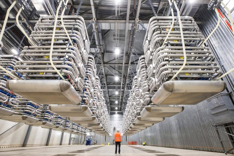 BRITAIN ENERGY INVESTMENT €26.7 BLN