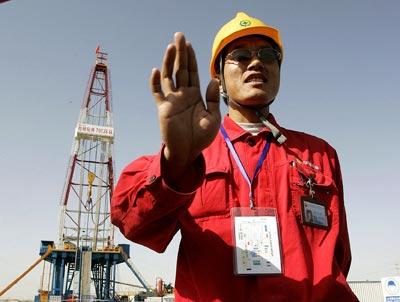 CNPC FINDS BIG OIL