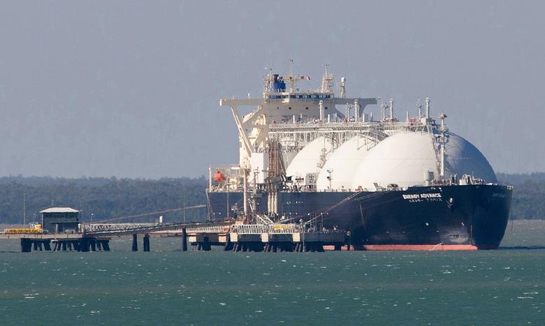AUSTRALIAN LNG: $400 BLN DOWN